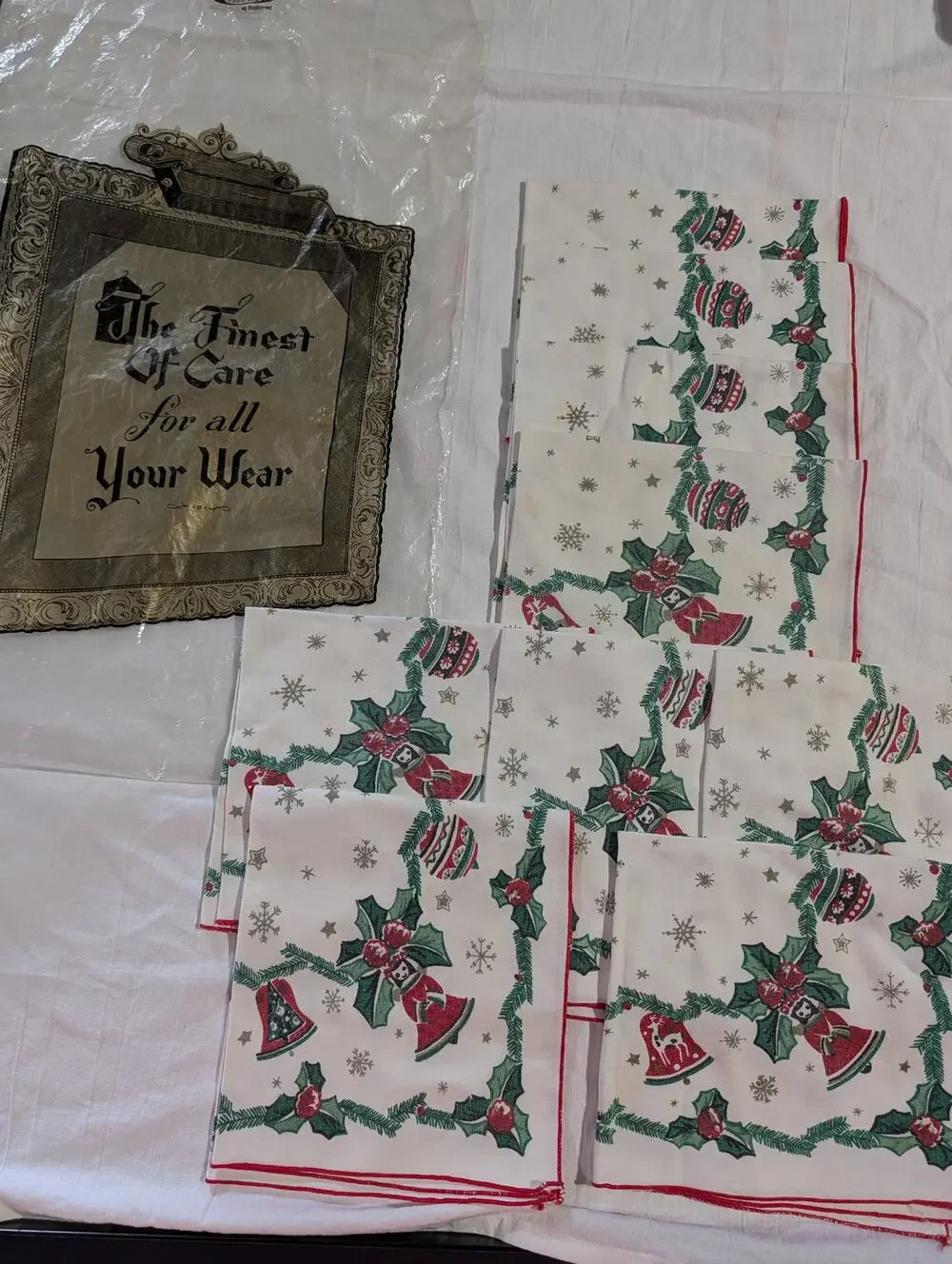 Atomic Era 1950s Vintage Napkin Set (9) - Charming & Retro
